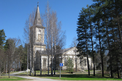 Avaa kuva isommaksi Sotkamon seurakunnan kiinteistöjen kuvat.